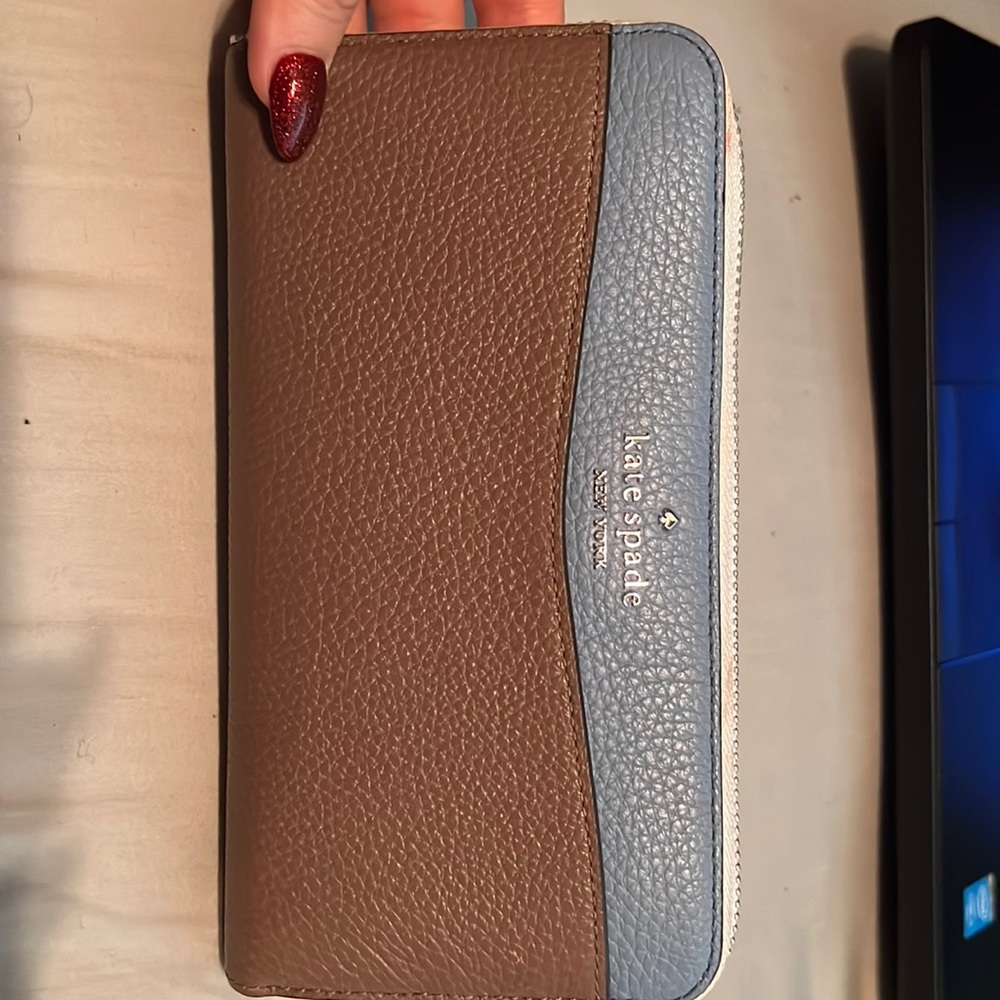 Kate spade wallet